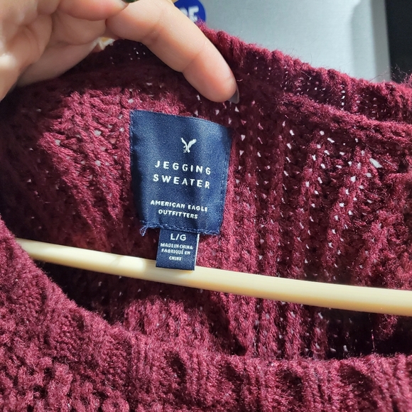 American Eagle Jeggings Sweater - Picture 2 of 2